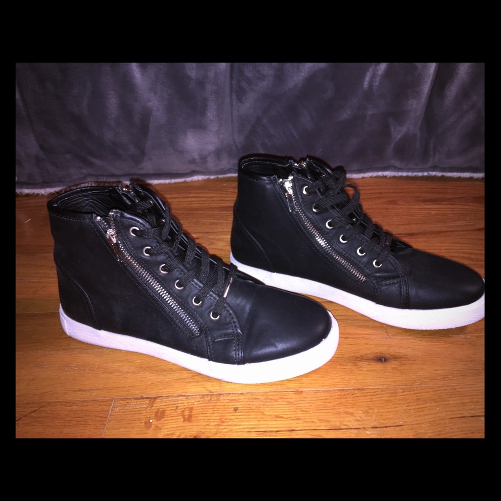 Steve Madden Black Stylish High Tops